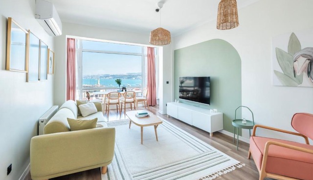 Stay Beyond the Bosphorus #5
