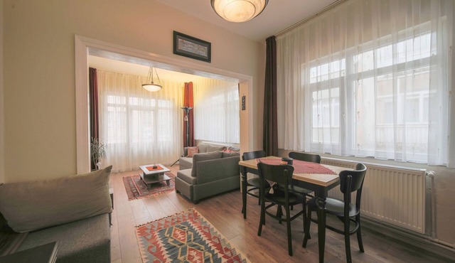 Stylish & Comfy in the City Center in Bakirköy