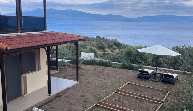 Summer House with Unique Sea View on the Aegean Coast in Çanakkale