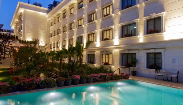 Sura Hagia Sophia Hotel
