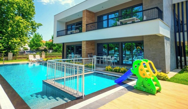 Sweet Home Kemer Apartments