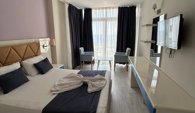 TAFLAN OTEL