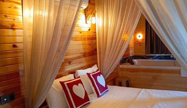 Tas Konak Butik Otel Bungalov