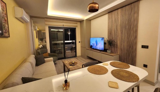 TOROS BULVAR Cozy fancy Sea view next to the Mall and near to the Beach, in the mid of Alanya Mahmutlar! in Mahmutlar
