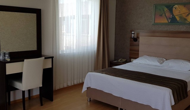 Troas Beach Hotel