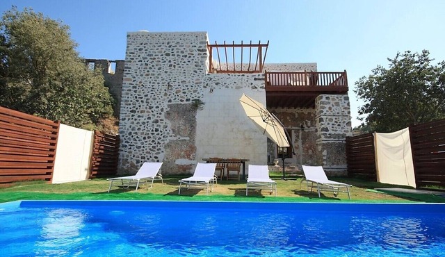 Vasil Villa, 2 bedroom restored historic old village house in Kayakoy Fethiye in Mugla
