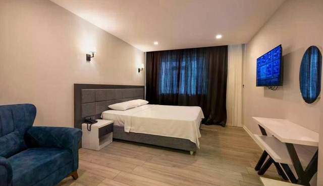 Venesia Hotel in Arsin
