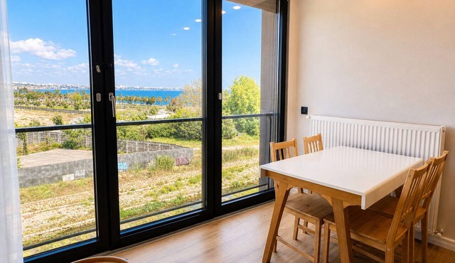 Vera Suites (301), Fully Furnished and 50m to Sea
