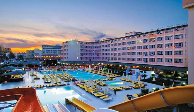 Xeno Eftalia Resort Hotel in Konaklı