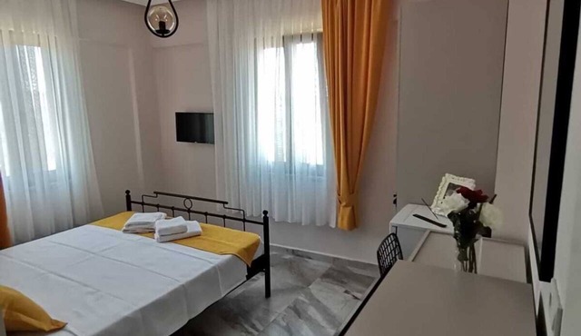 Zeus kır evi