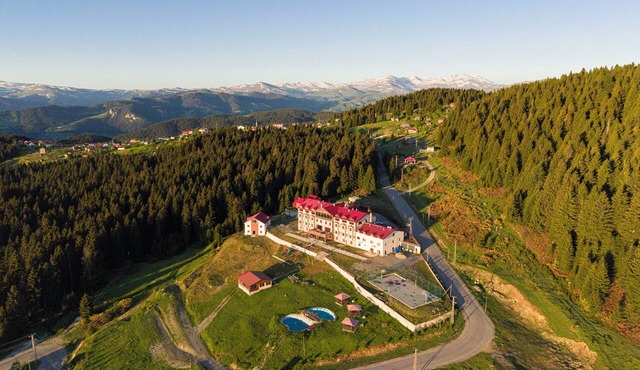 Zifin Hotel