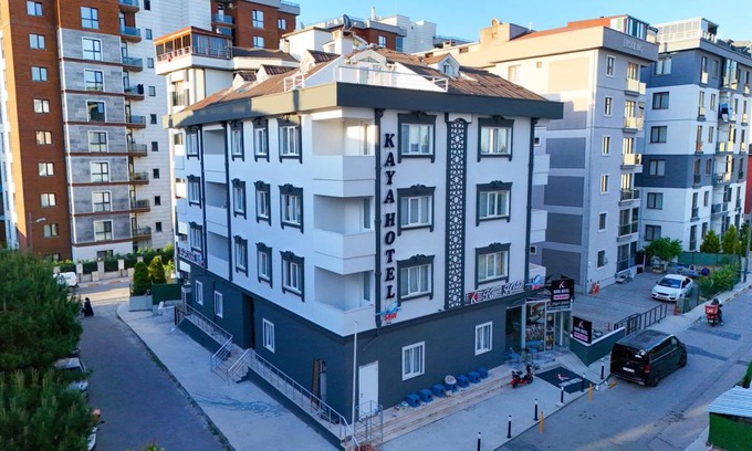 Kurtkoy Hotel | 100 m² Hotel ∙ 8 guests