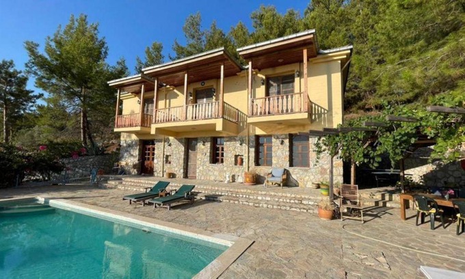 Uzunyurt Villa | 150 m² Villa ∙ 5 bedrooms ∙ 12 guests