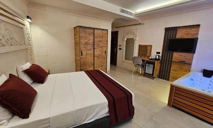 Midyat Hotel | 65 m² Hotel ∙ 5 guests