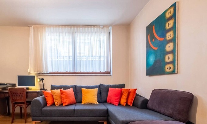 Uskudar Apartment | Cozy Apartment in the Heart of Uskudar