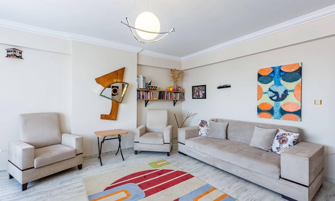 Pendik Apartment | Flat with Shared Pool near Sabiha Gokcen Airport