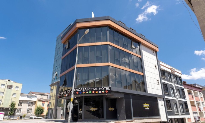 Kucukcekmece Hotel | Lacasa Royal Hotel