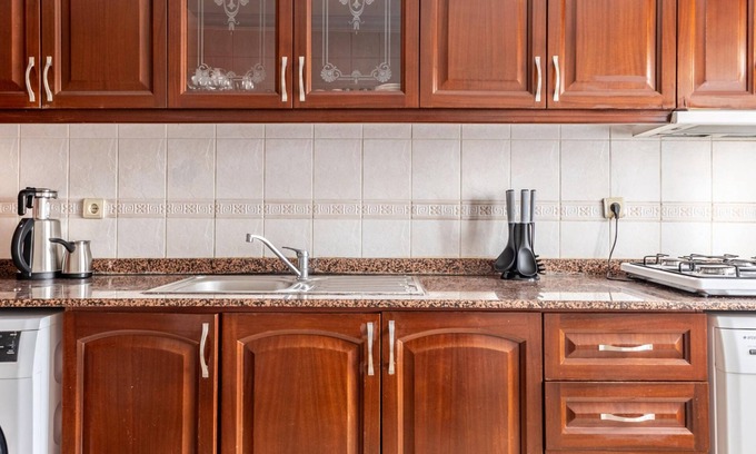 Sisli Apartment | Spacious Flat 6 min to Trump Mall in Sisli