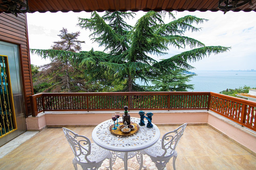 Adalar House | Dream Mansion
