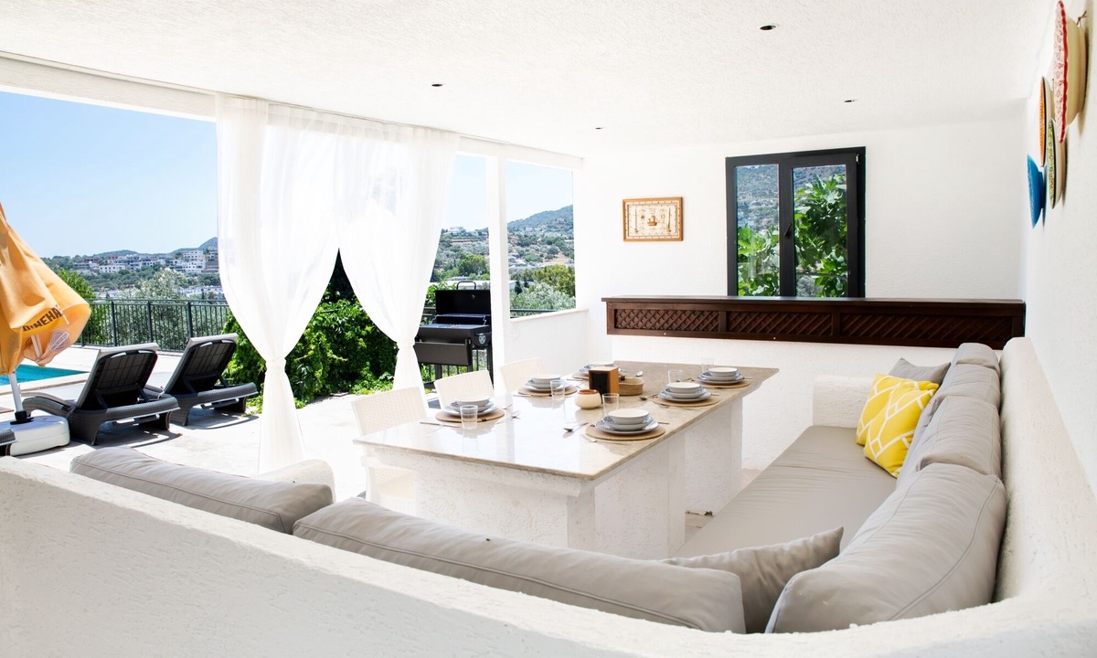 Dagbelen Villa | Stone House w Private Pool and Garden in Bodrum
