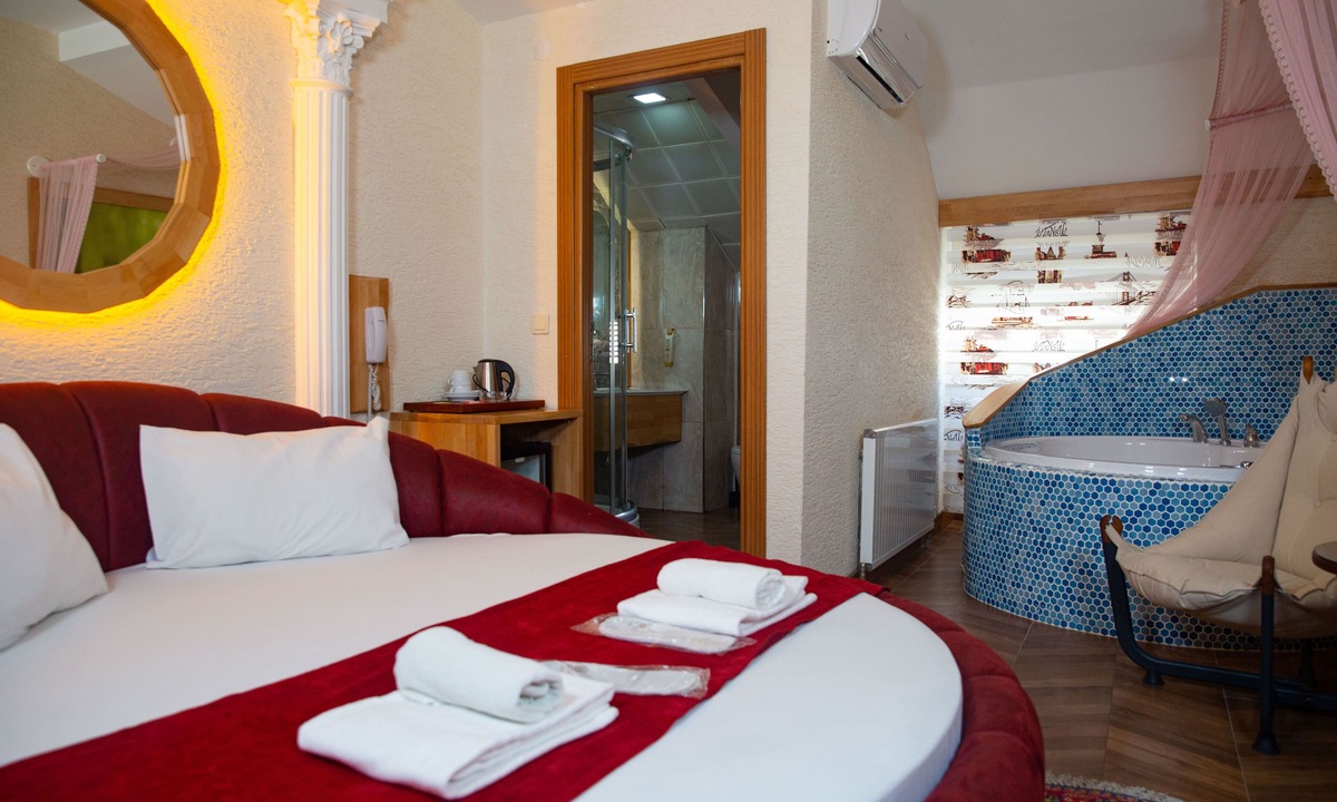 Kadikoy Hotel | Emirtimes Hotel Kadikoy