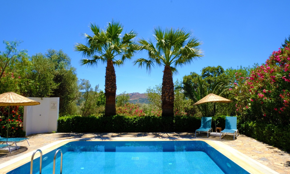 Derekoy Villa | VILLA BEGONVILE