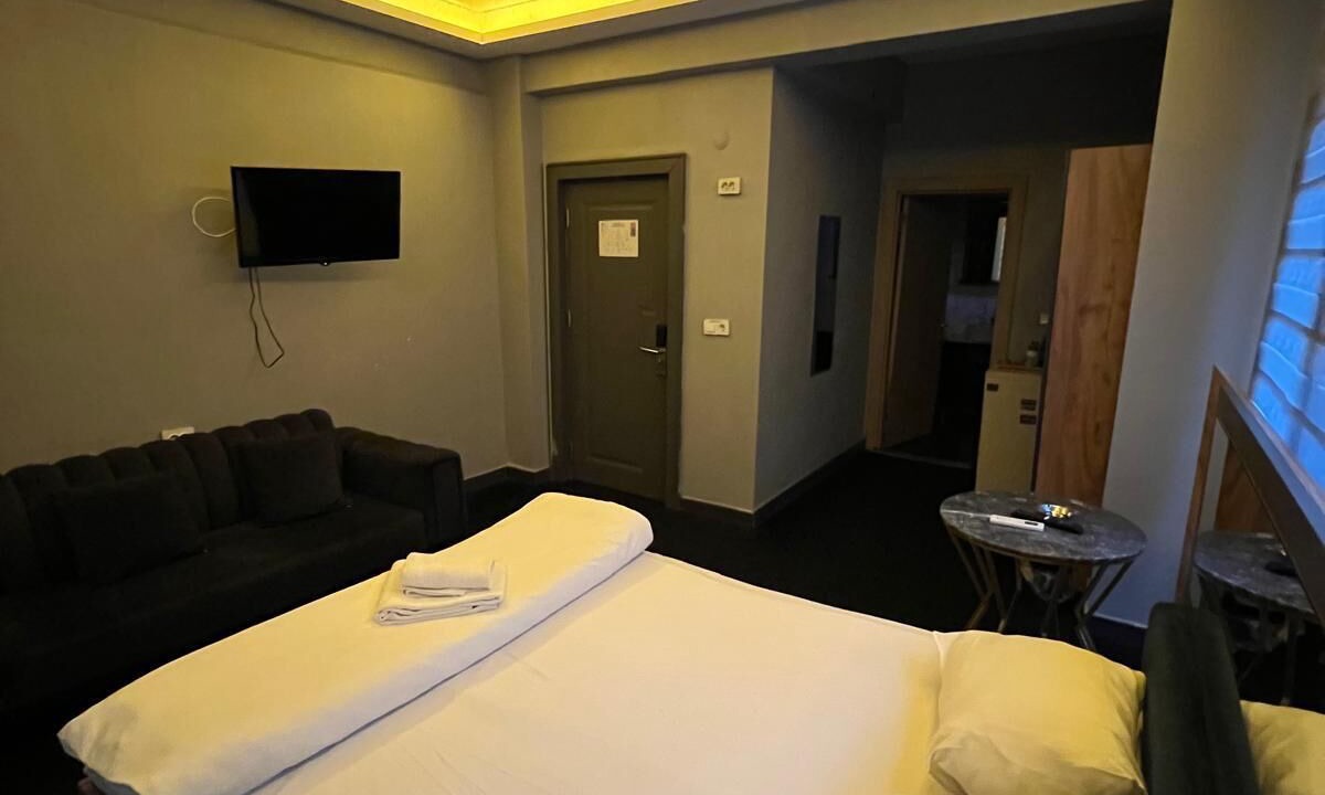 Atasehir Hotel | Near Palace