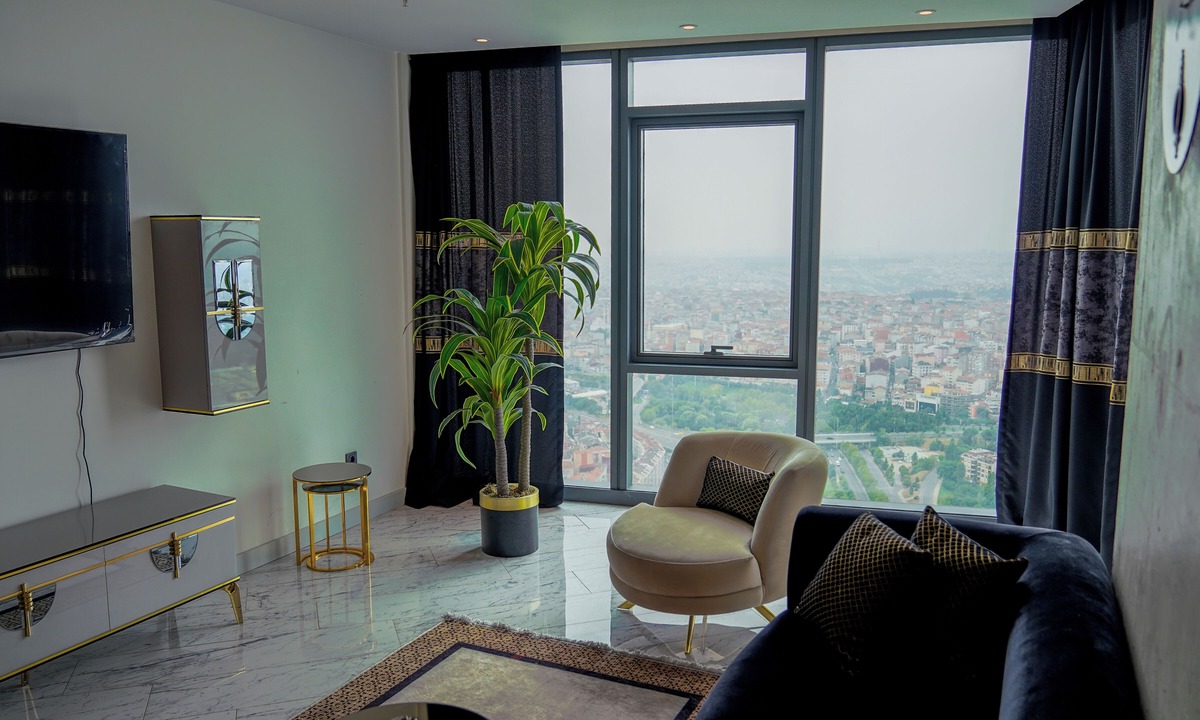 Sisli Apartment | Live lavishly rent a luxury condo apartment with top-notch amenities in the 40+F