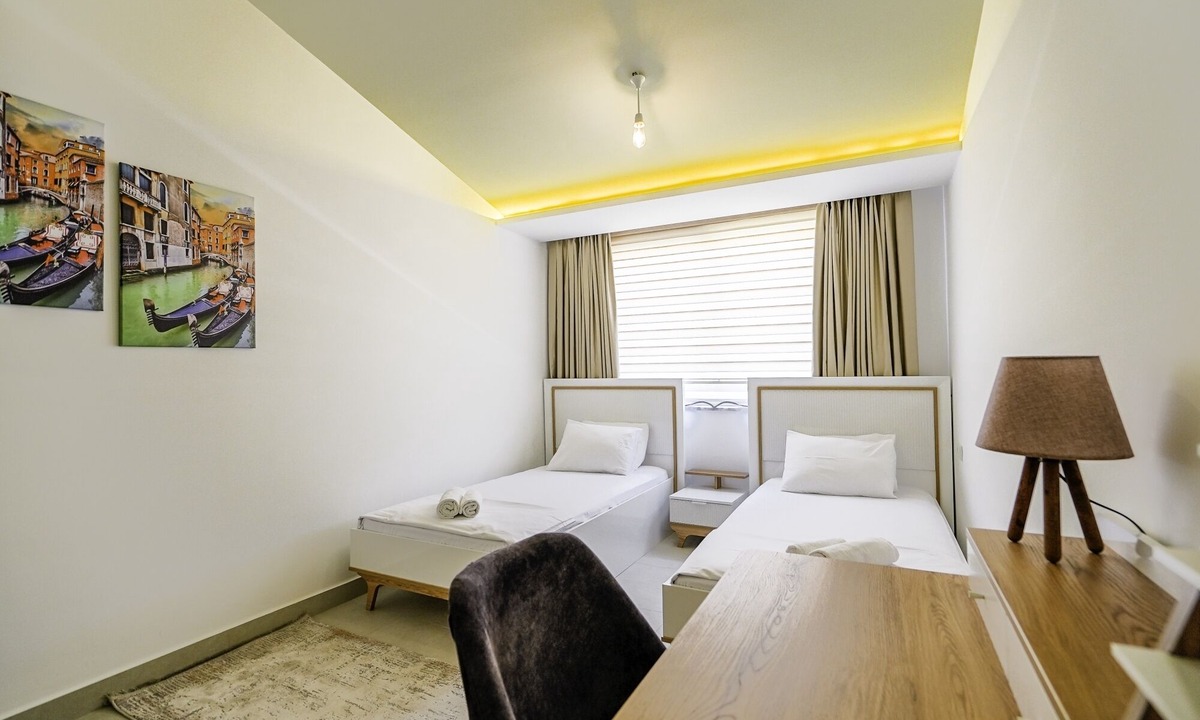 Kestel Apartment | Seaview Flat w Pool Near New Year Market in Alanya