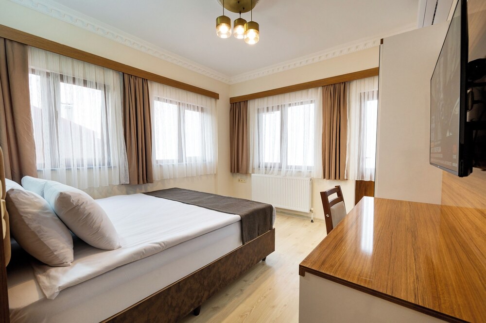 Surmene Hotel | Avulot Otel