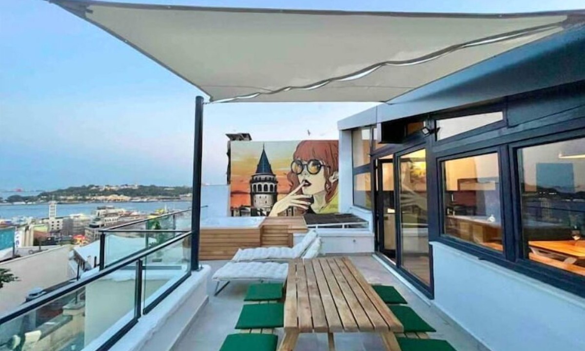 Galata Apartment | Luxury 4 BR with Seaview, Private Terrace & Jacuzzi