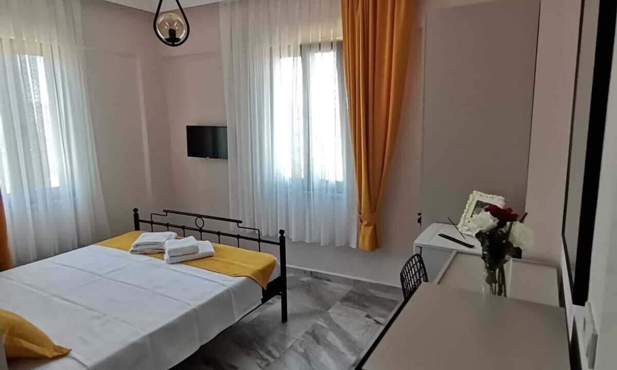 Bozcaada House | Zeus kır evi