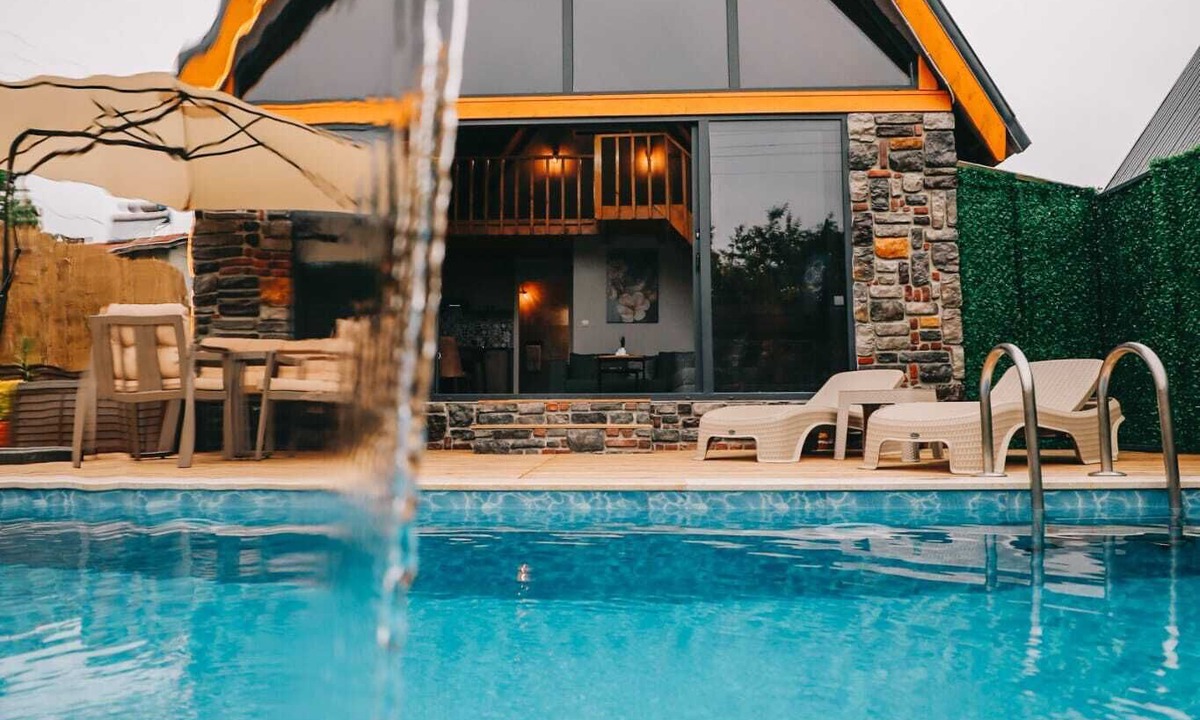 Adapazari Ski Chalet | ROSE SAPANCA STONE HOUSE SAPANCA DA Kİ EVİNİZ DOĞA VE GÖLE ÇOK YAKIN