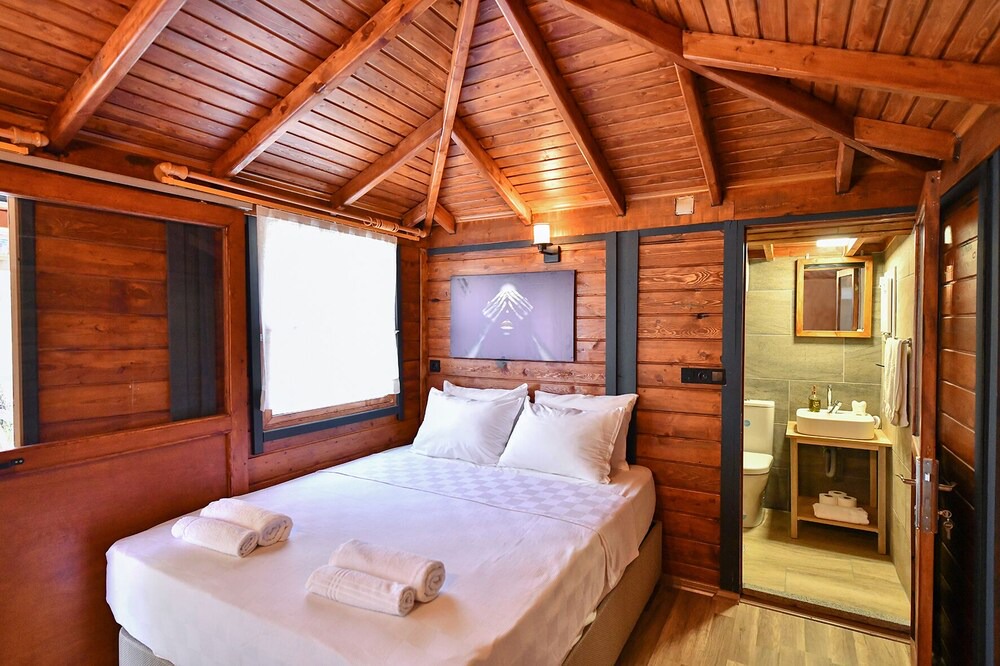 Fethiye City Center Ski Chalet | Ripple Home Bungalov