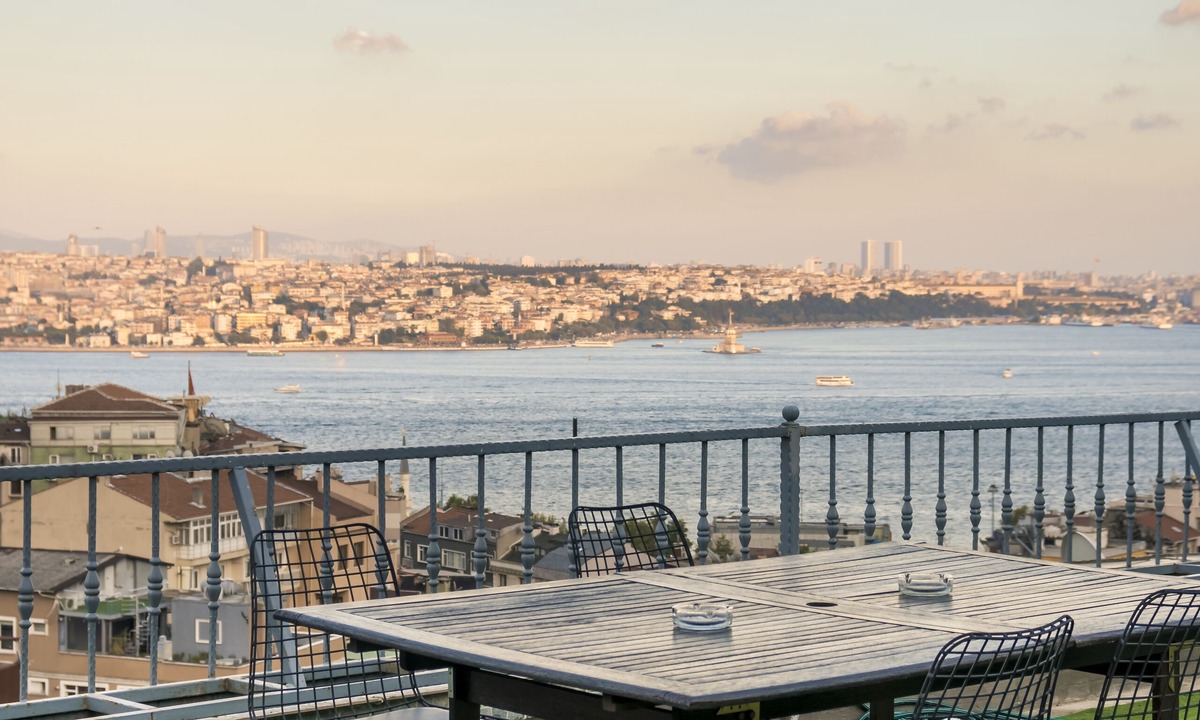Kabatas Apartment | Private Terrace & Great Bosphorus View