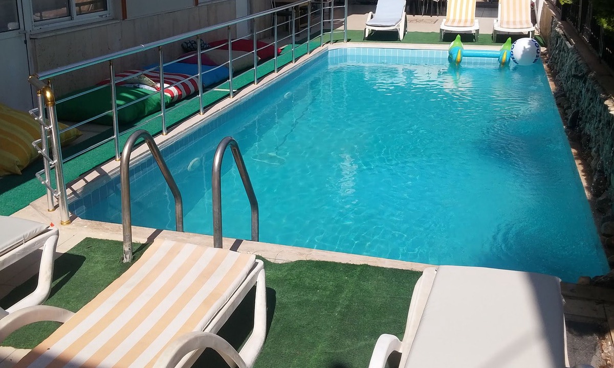 Camlık Mahallesi Hotel | Uc Mevsim Otel