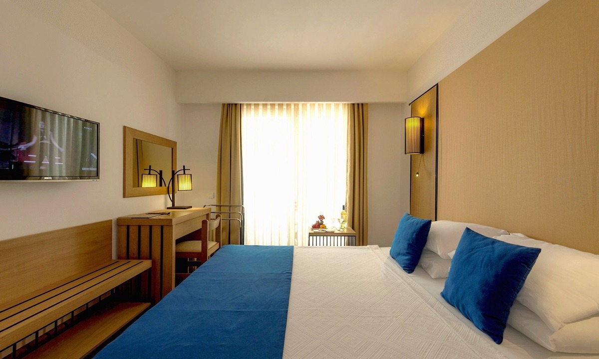 Akyarlar Hotel | Liv Hotel By Bellazure