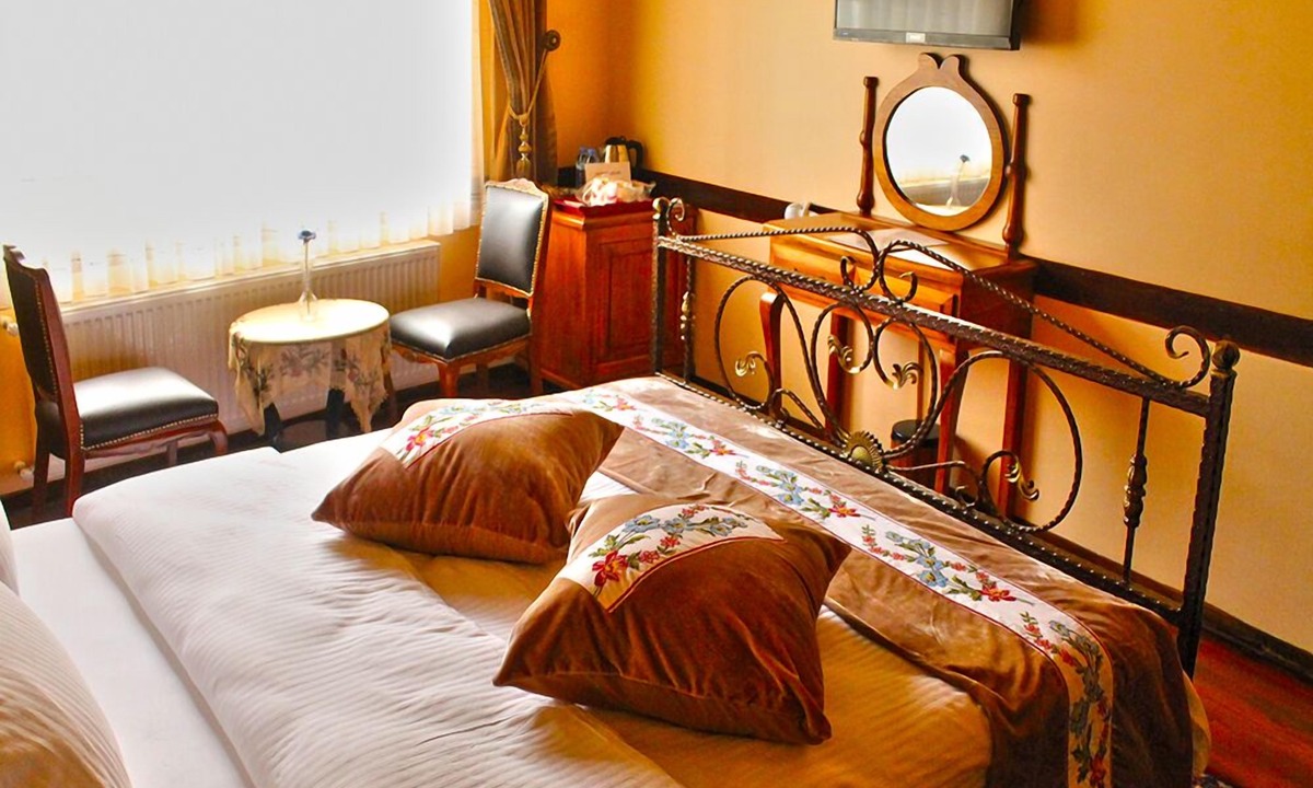 Aksehir Hotel | Aksehir Butik Hotel-Hasan Muallim Konukevi