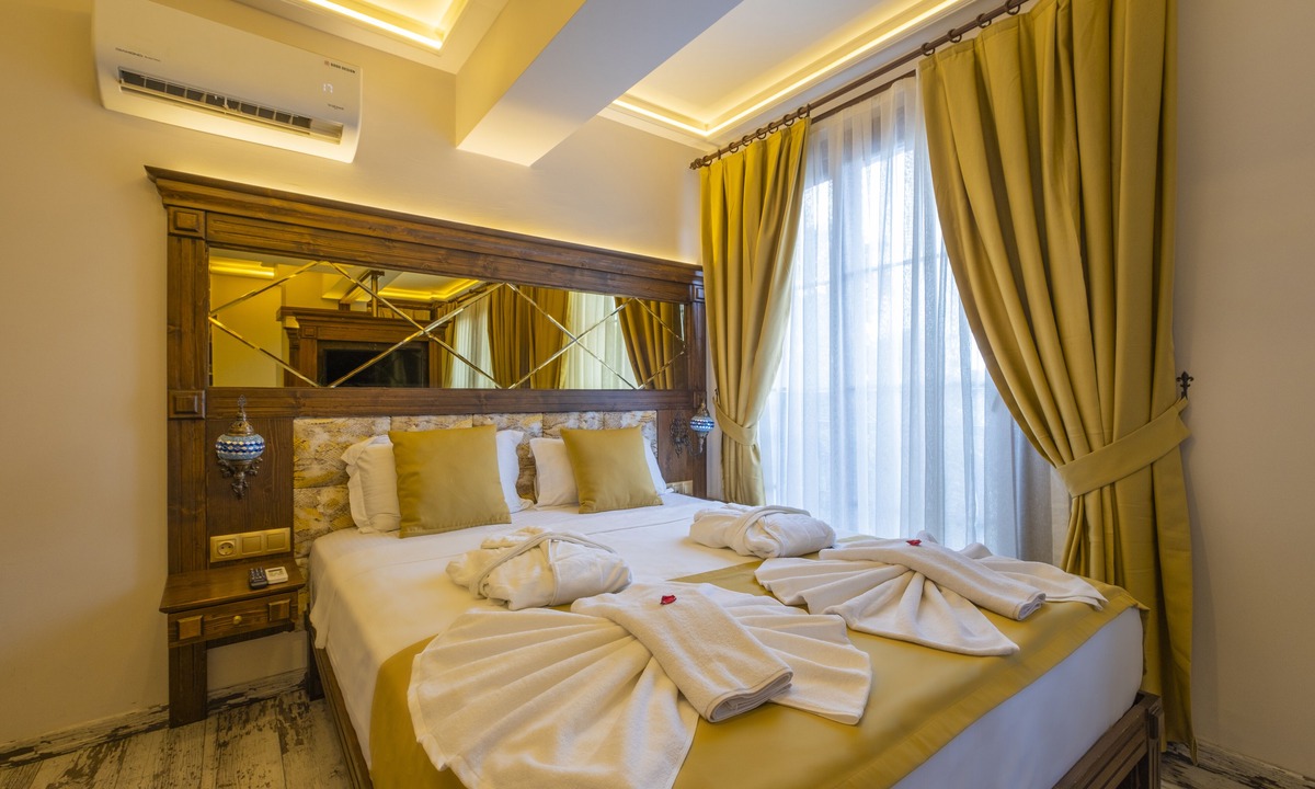 Fethiye City Center Hotel | Reis Royal Hotel