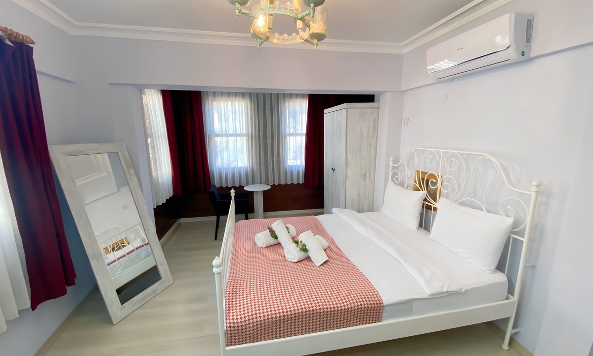 Selcuk House | Queen Bee Hotel