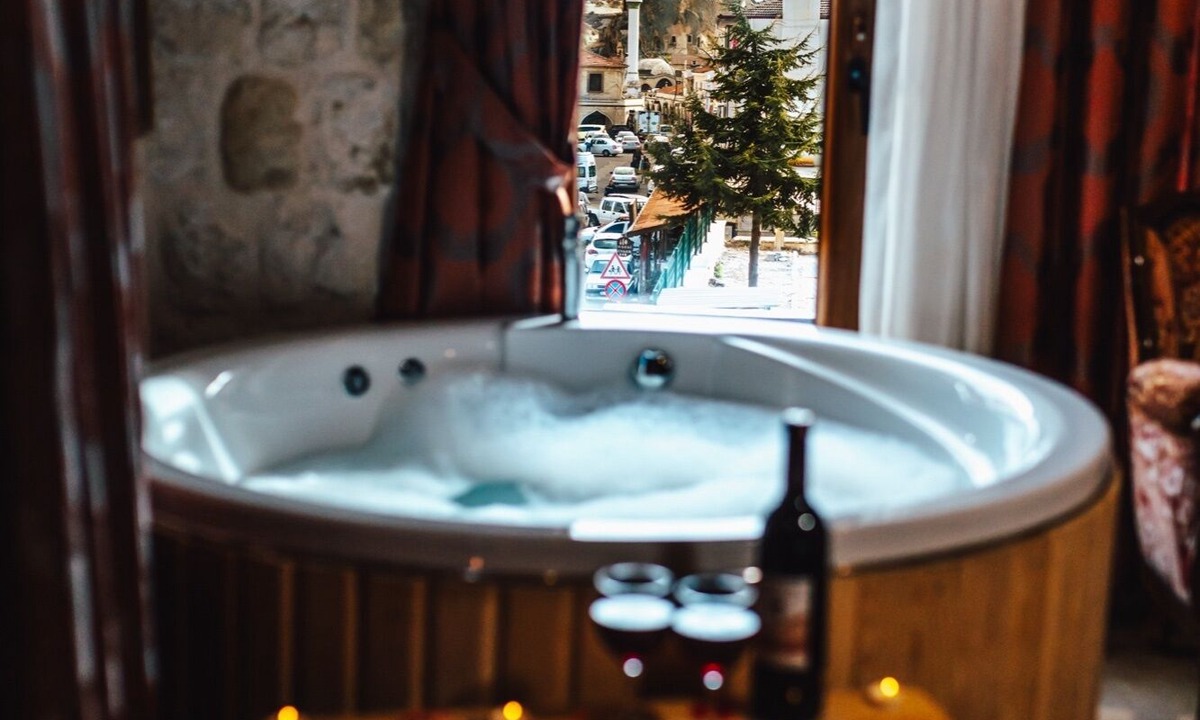 Ortahisar Hotel | Young Cave