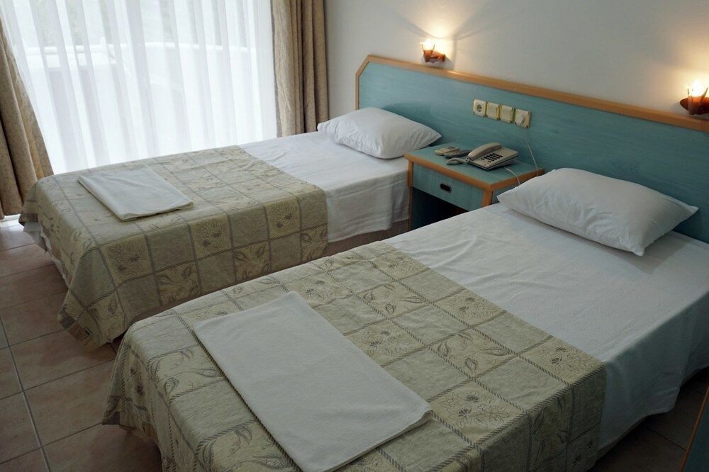 Gazipasa Hotel | Delfin Otel