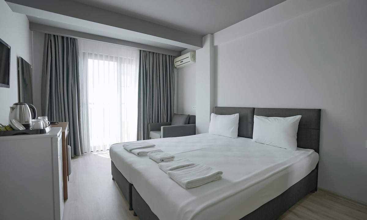 Lara Hotel | Birpa Kundu Butik Otel