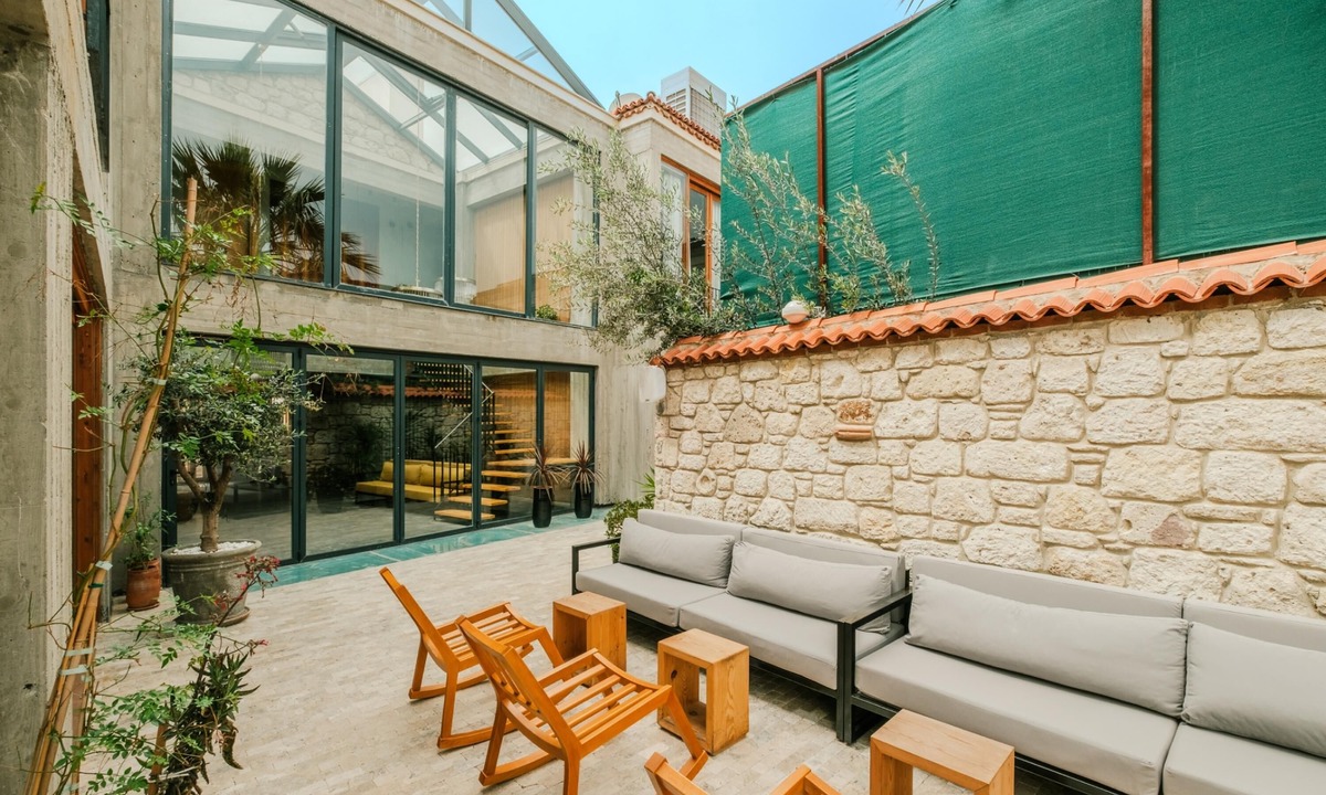 Hacımemis House | Vacation Flat w Pool in Alacati 5 min to Beaches