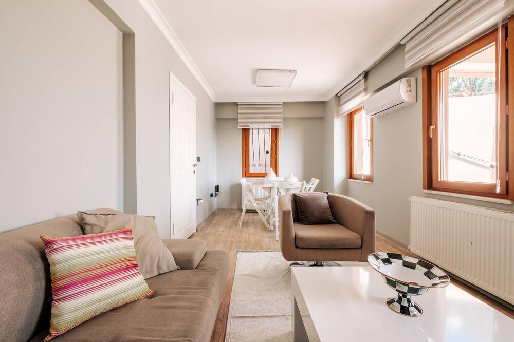 Sakarya Province Apartment | Duplex Flat Near Bilgi University and Golden Horn