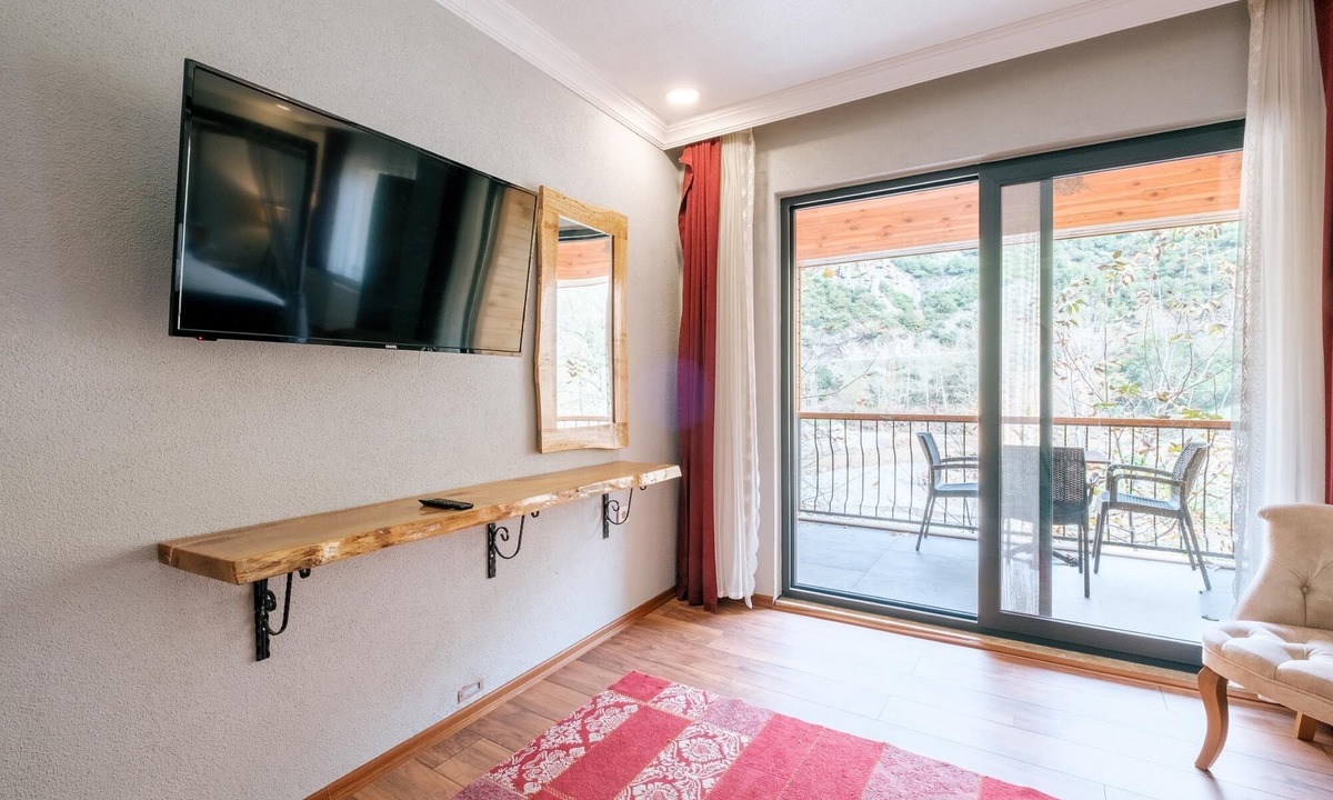 Altinova Bed & Breakfast | Bağdat Resort Otel