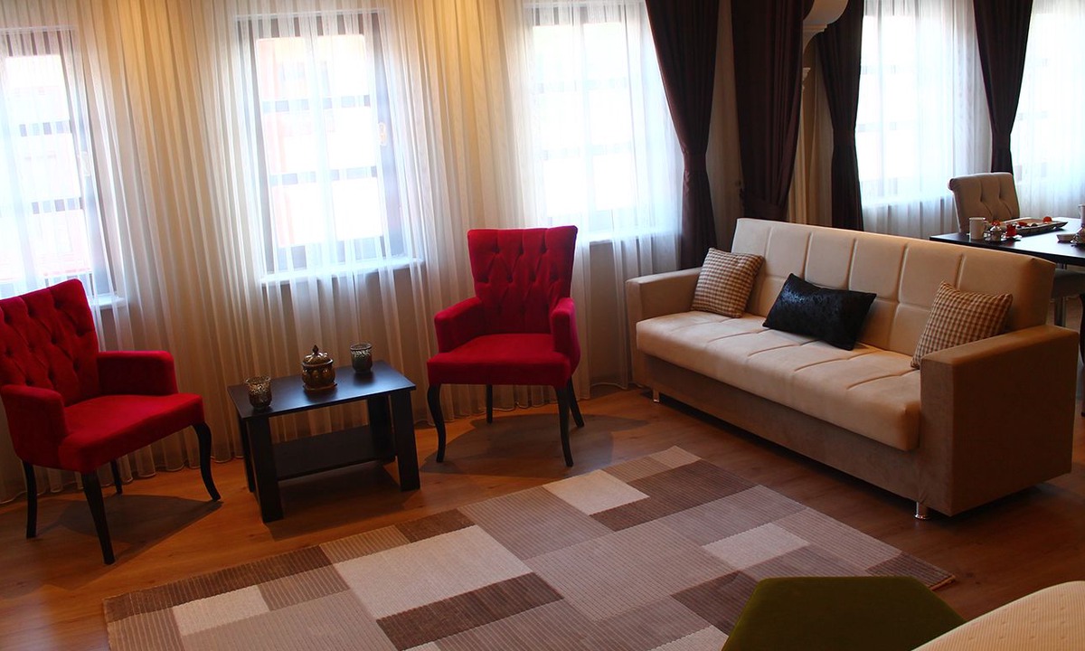 Old Town House | Lena Central Flats