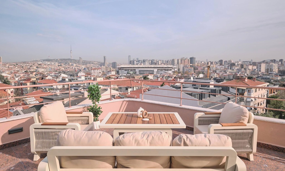 Moda Apartment | Carlsen, GOAT, Unique, Full City View Terrace