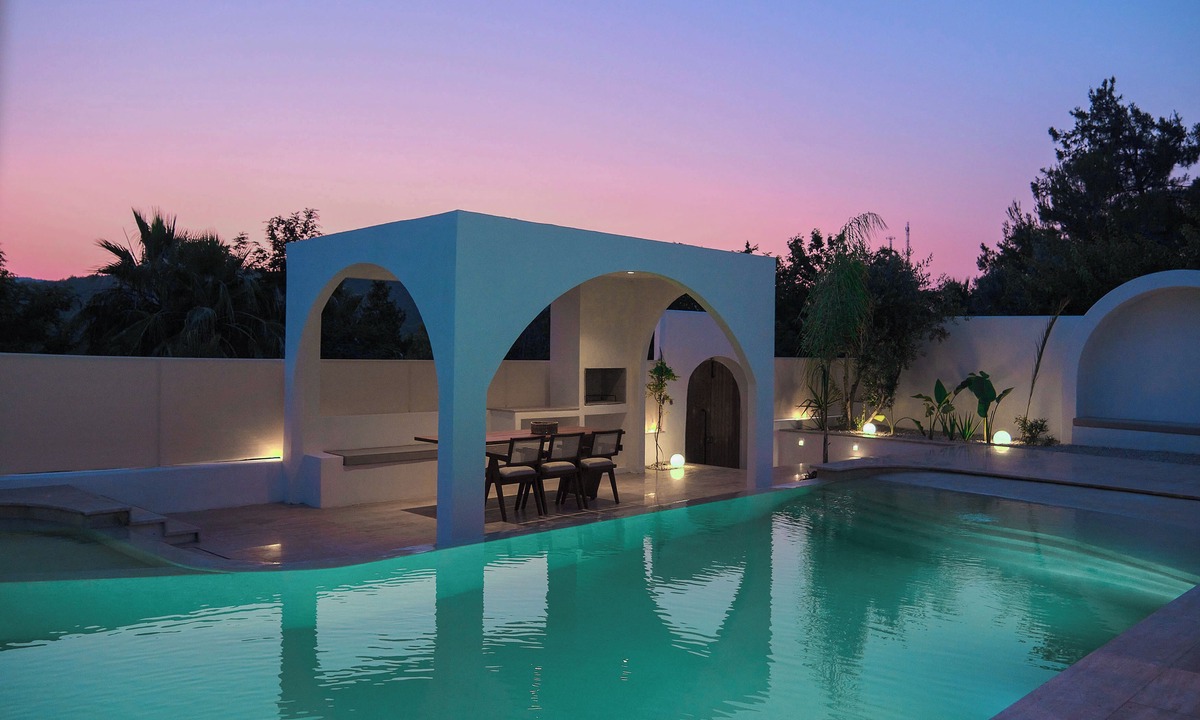 Oludeniz House | Villa NeoX Fethiye with Indoor and Outdoor Pools, Jacuzzi, Sauna & Minigolf