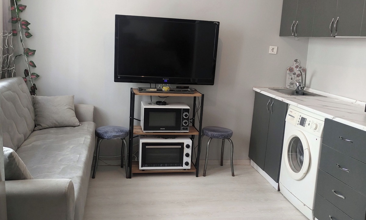 Istanbul City Center Apartment | Cozy 1-bedroom apartment in charming Istanbul with WiFi, AC